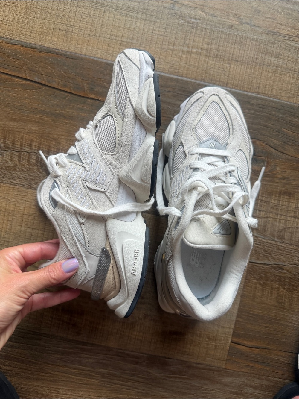 New Balance 9060 women's Cream/White Running Sneakers - Picture 2 of 3